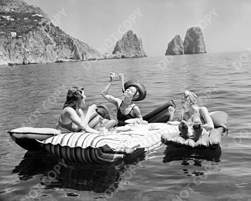 1930s Capri Italy Three Women Eating Spaghetti Pasta on Rafts 8x10 Photo