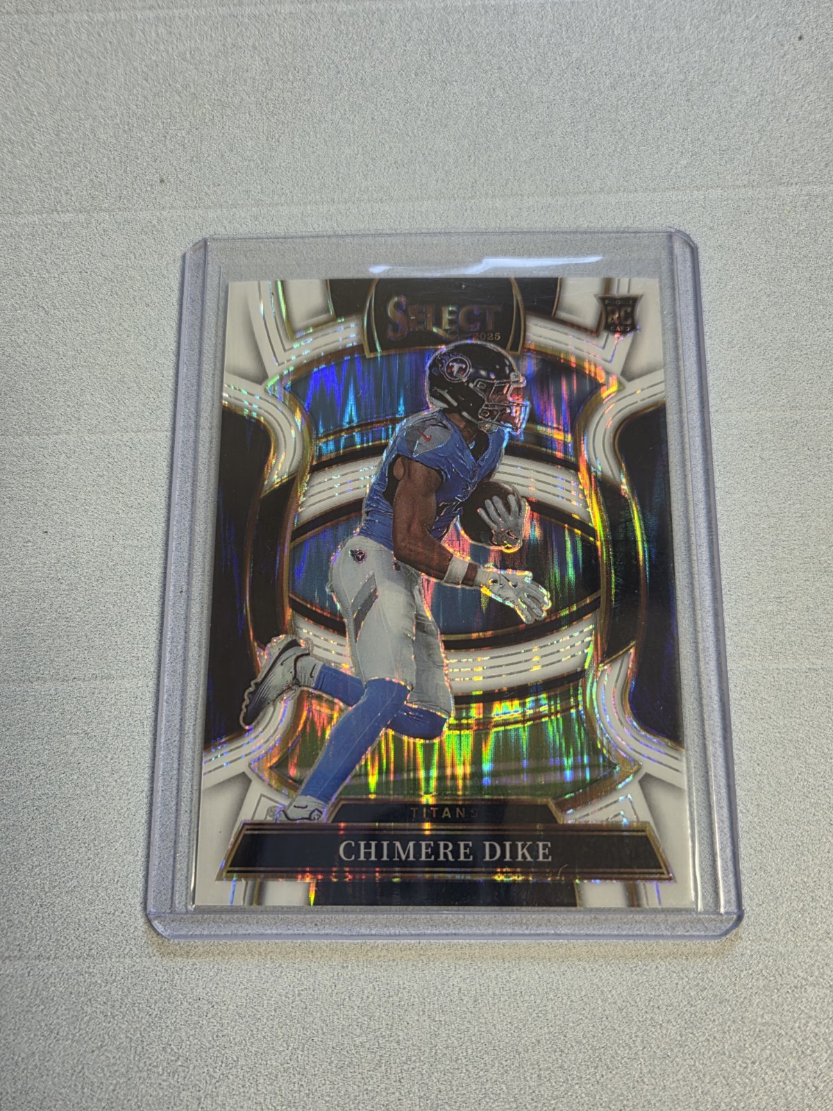 2025 Panini Select - Concourse Chimere Dike #27 White Shock Prizm /799 (RC)