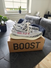 adidas Yeezy Boost 350 V2 Zebra White Black Größe EU 45 1/3 US 11