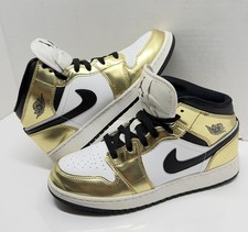 Jordan 1 Mid SE Metallic Gold Wht Blk size 7Y / 2020 release