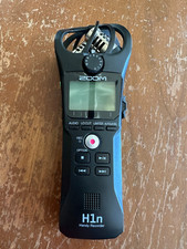 Zoom H1n 2-Input 2-Track PCM Portable Handy Digital Audio Recorder Mic Black