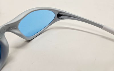 oakley minuteサングラス Oakley Minute 1.0 Generation 2 Pearl Blue Frame Light Blue Lens 04