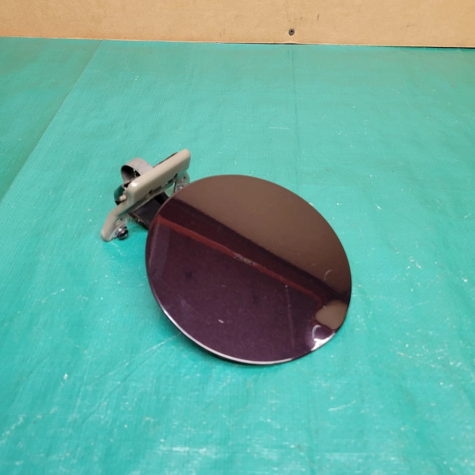 Lincoln Navigator Ford Expedition 2007-2017 tapa de puerta de tanque de combustible negro metálico  Foto 2 de 4