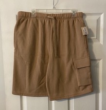 Highland Original Tan Cargo MenShorts size L brand new with tag one side pocket