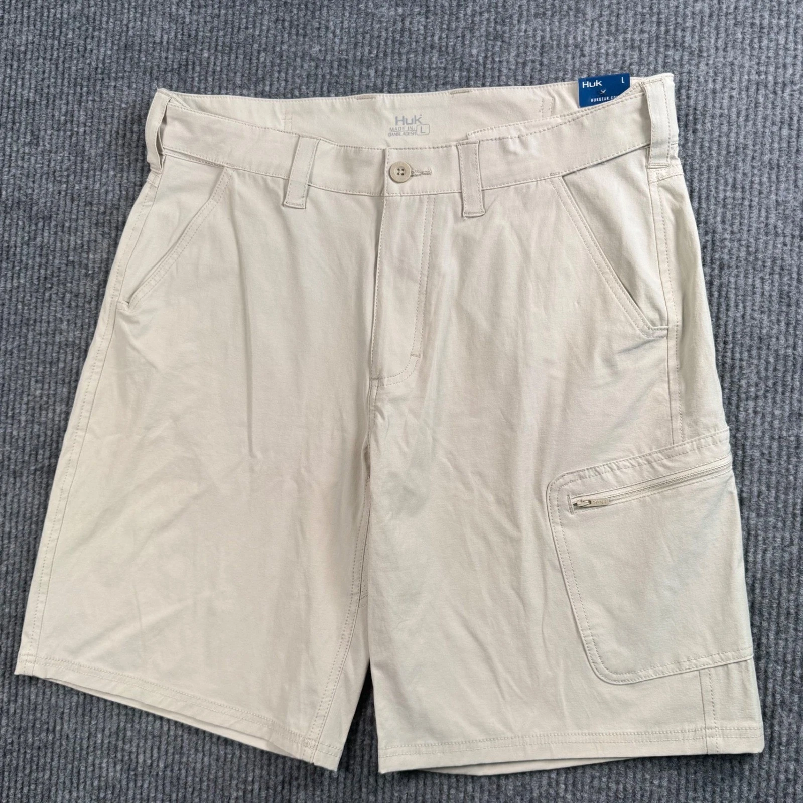 Huk NXTLVL 10.5 Fishing Shorts Mens Large Tan Performance Stretch NWT
Opens in a new window or tab