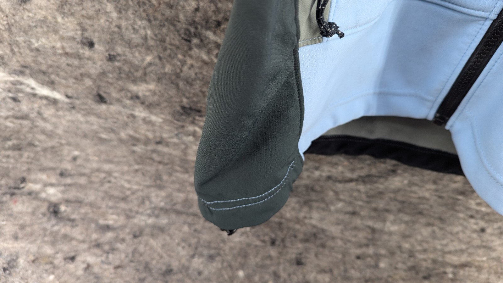 Mountain Hardware Windstopper Softshell Full Zip … - image 11