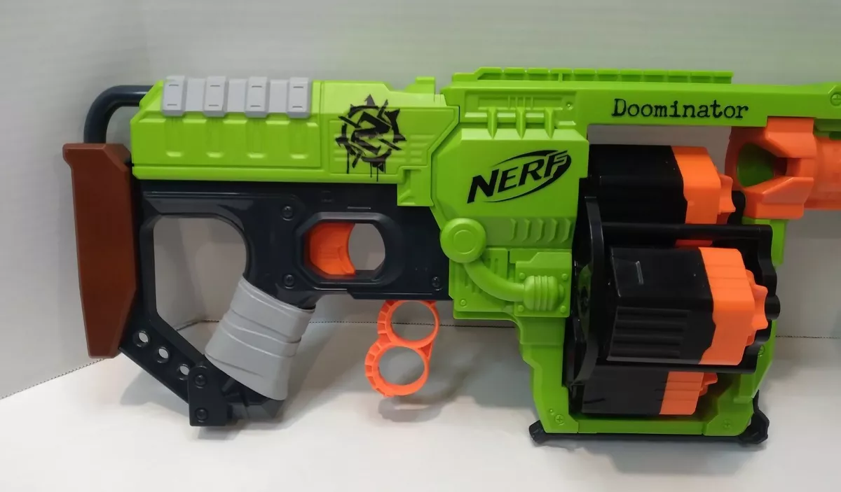 Nerf Zombie Strike Doominator! Épica Shotgun Estilo Minigun