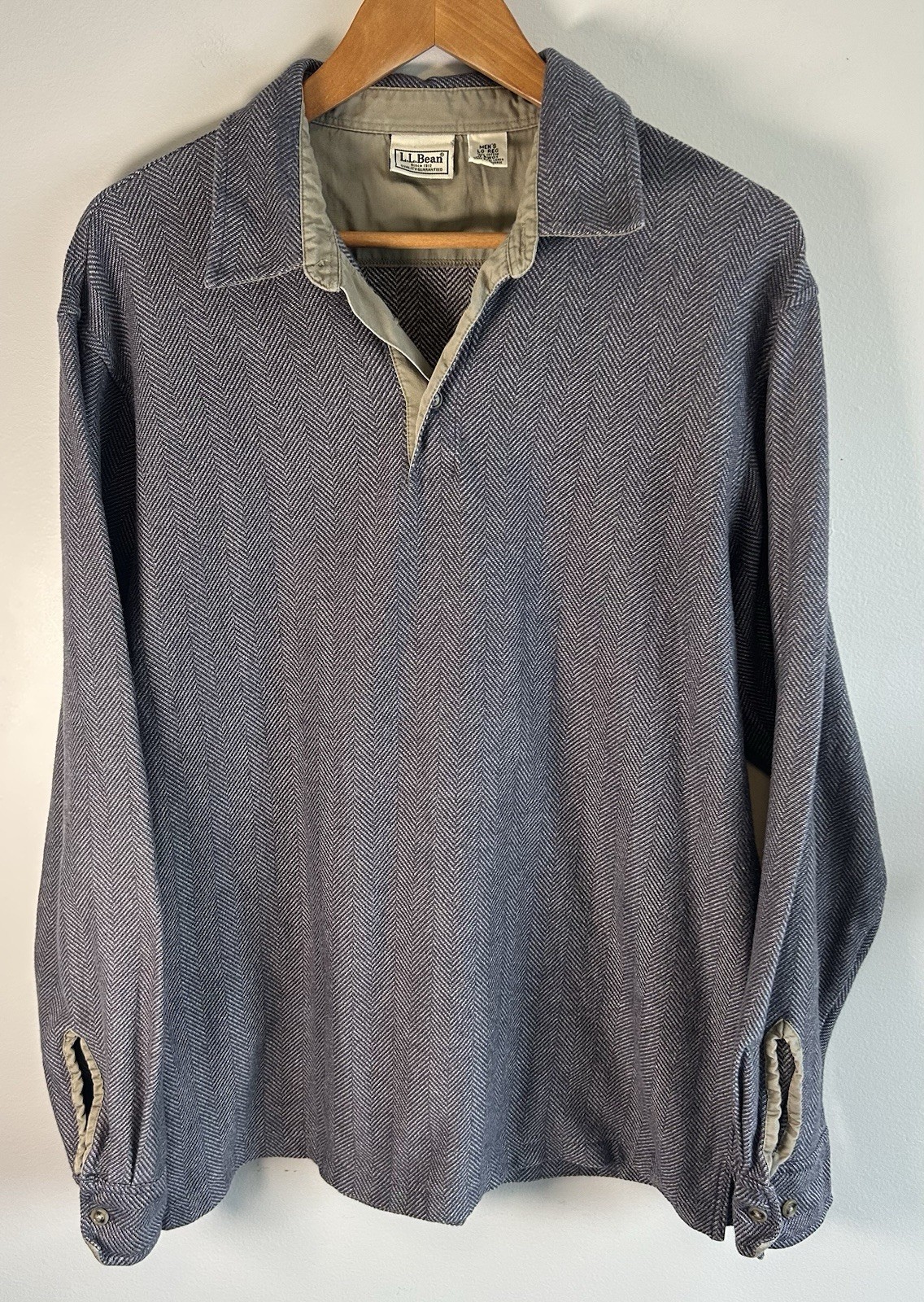 Vintage L.L. Bean Shirt Mens Gray Herringbone Long Sleeve Polo Size L Cotton EUC