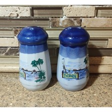 1986 Florida Beach Palm Salt & Pepper Shakers Vintage  Souvenir Blue W Stoppers 
