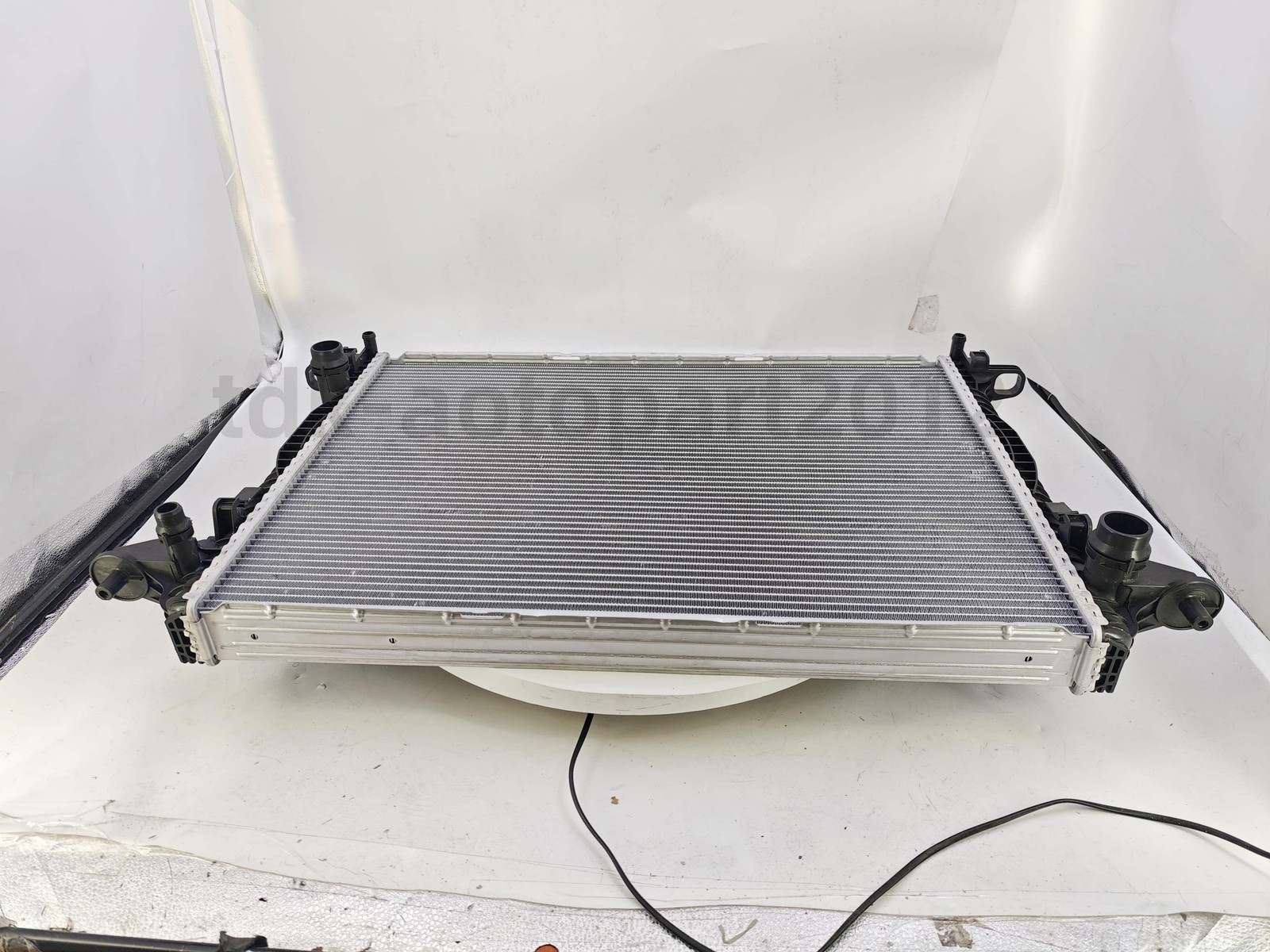 Lamborghini Urus 2022 Radiator P/N 4M0121251M