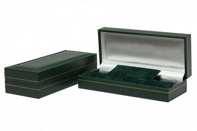 Elegant Green Satin Interior Watch Box For Watch Leather Strap Gift Idea