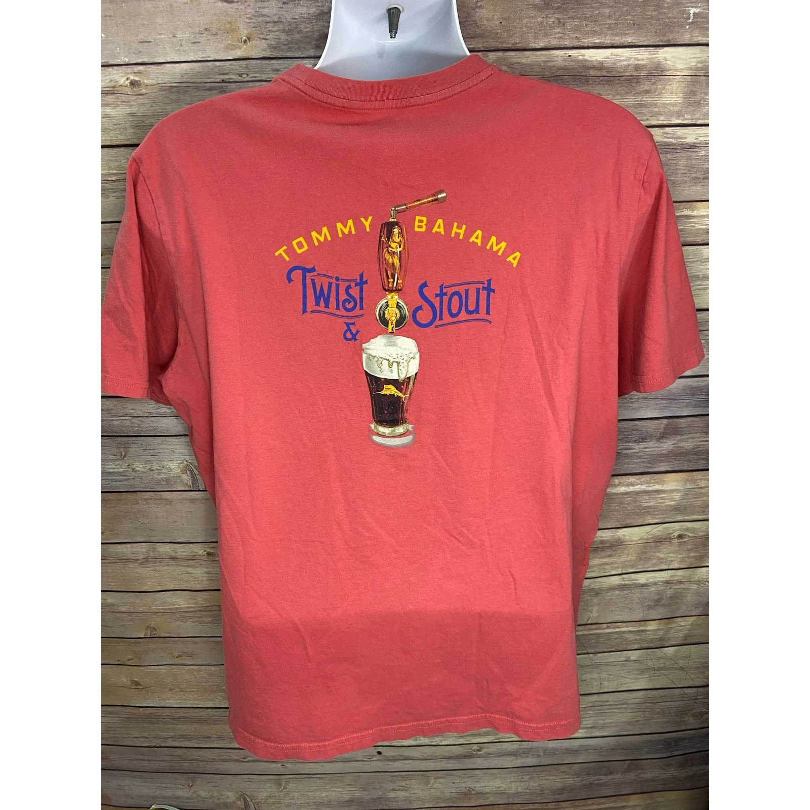 Tommy Bahama Graphic T-Shirt – Men’s Large, Red “Twist and Stout” Relaxed Fit