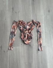 PrettyLittleThing Women's Tan Bodysuit Size 4 Long Sleeve Heart Neck Stretch