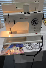 Pfaff 1222E Sewing Machine w/ Case, Freshly S...