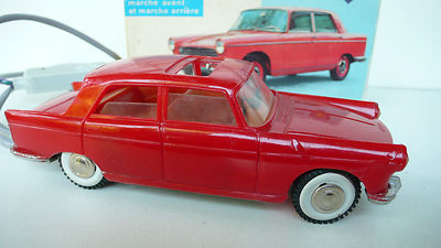 France Jouet 404 Peugeot Téléguidée – Plastique, Boîte D'origine, L21 Cm (bon état)