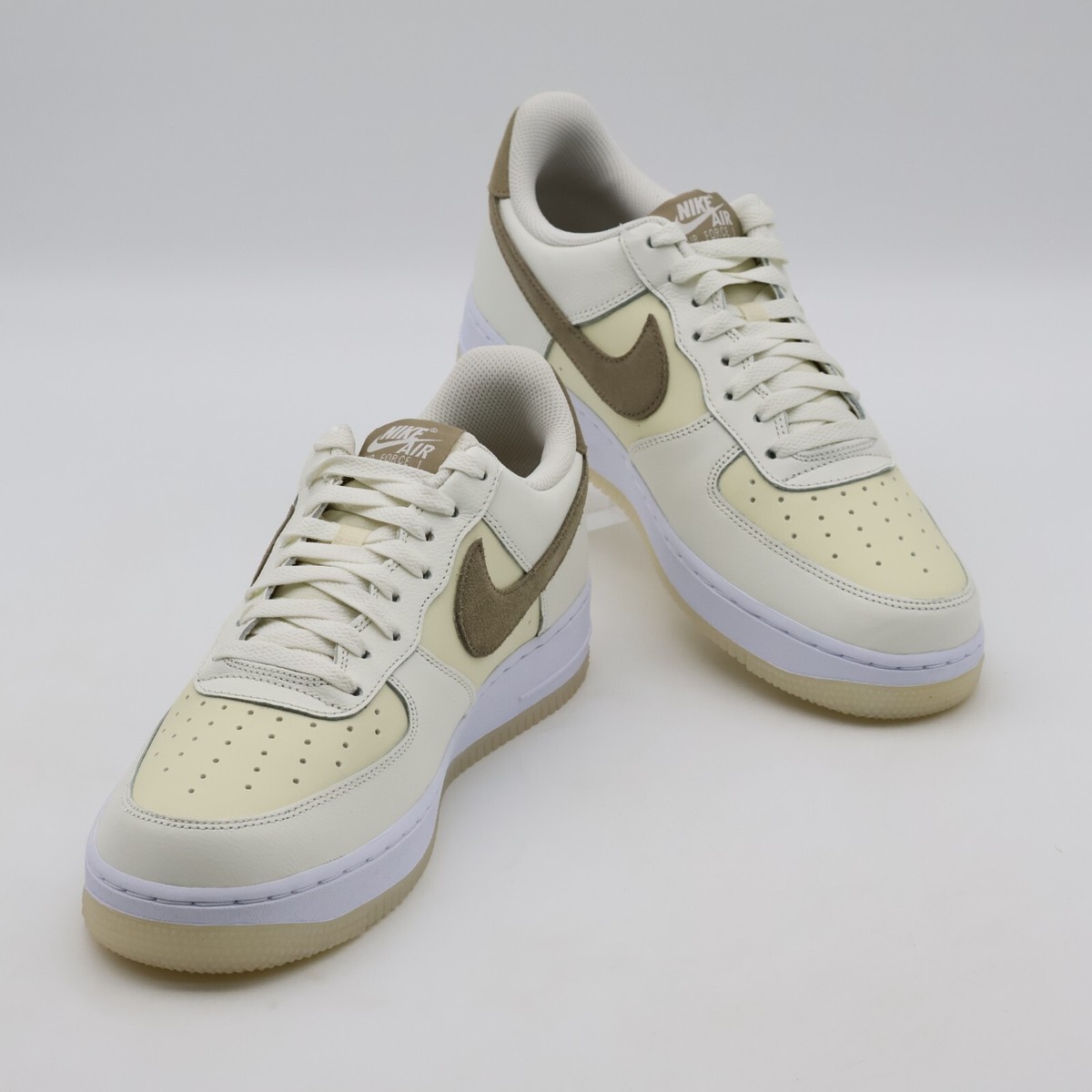 【Nike】Air Force 1 '07 LV8 Sail Khaki FN5832-101 FN5832-101 Nike Air Force 1 '07 LV8 Sail Khaki Coconut Milk