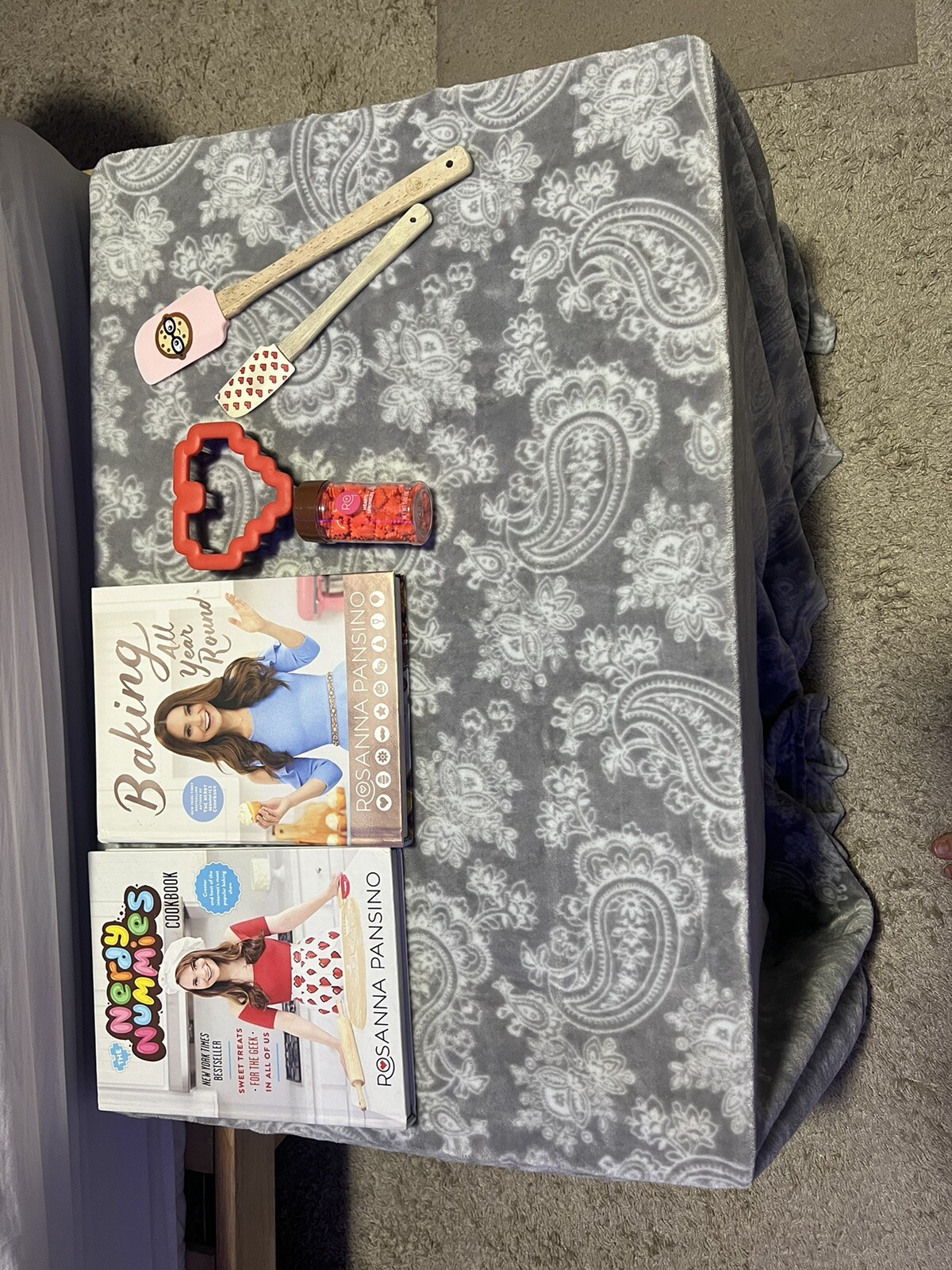 rosanna pansino  OFFICIAL( Baking Books, Spatulas, Sprinkles, Cookie Cutter )