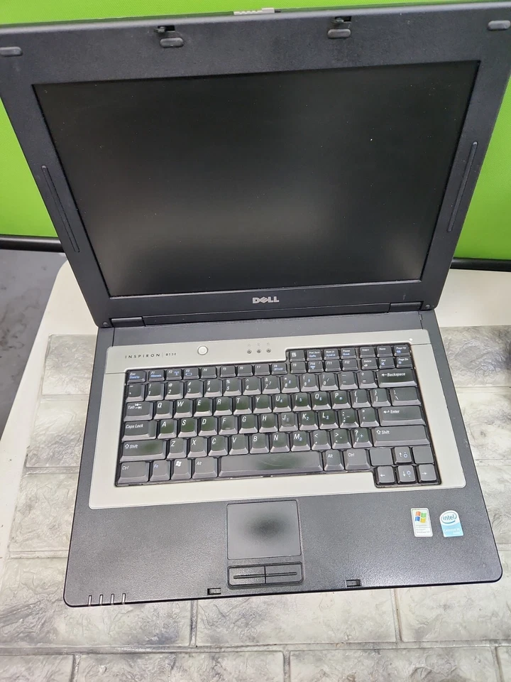 lote de 3 laptops Dell vintage como no está probado sin cargador Foto 3 de 4