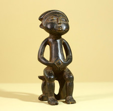 Statua tribale africana seduta in legno scultura intagliata a mano - G6306