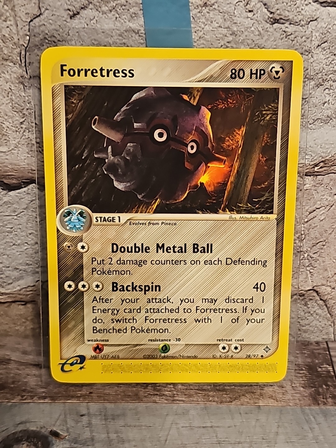 Forretress 28/97 Dragon Regular Pokémon card