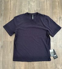 Nueva con etiquetas Camiseta Jersey Algodón Lululemon FDAP Talla Mediana Desvanecimiento Tinte Atmosférico Púrpura