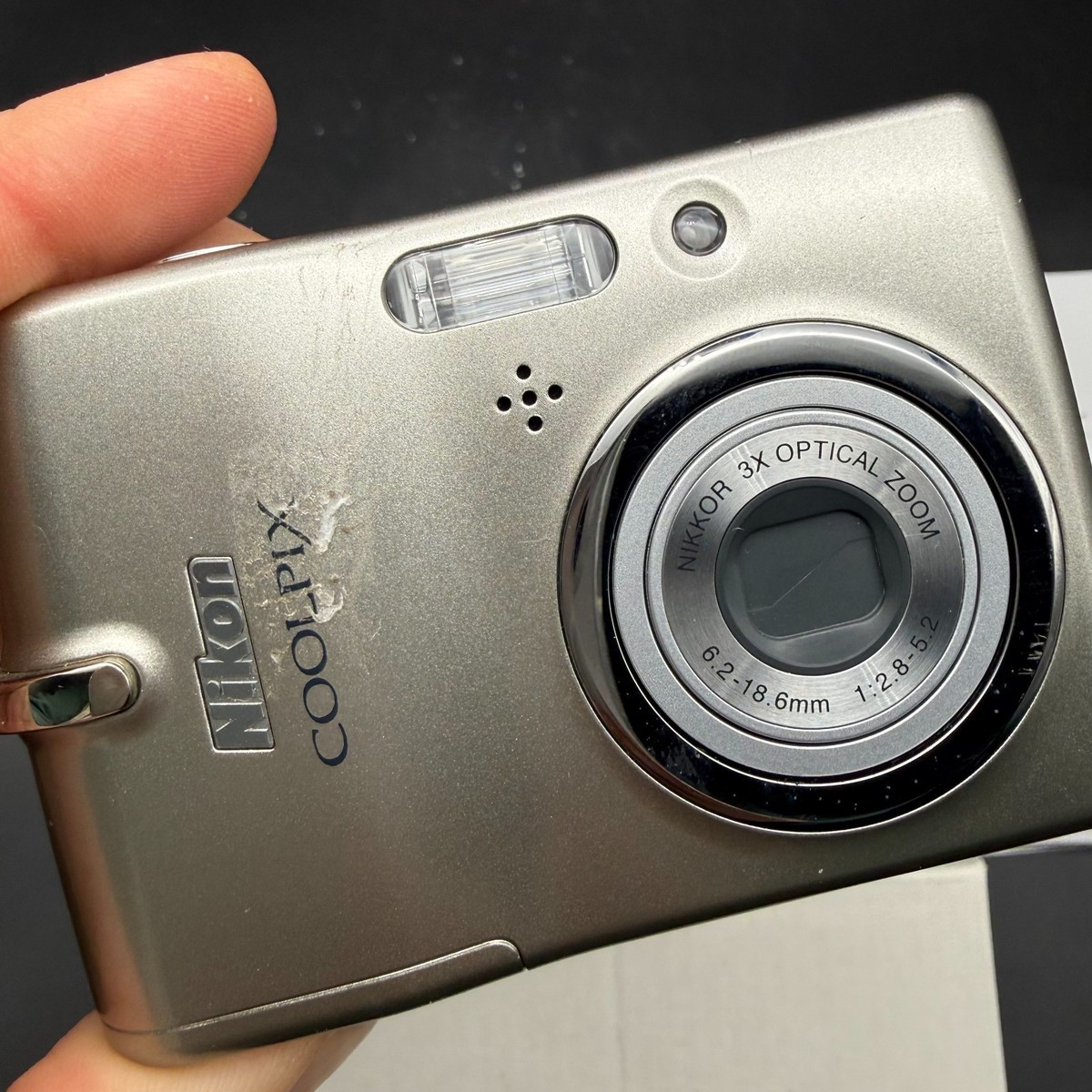 Nikon Coolpix L11 Digital Camera 6.0 MP 3x Zoom 2.4 LCD W Box Card