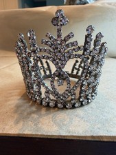 Small Sacred Heart Santos Crown, 2 1/2 Inches...