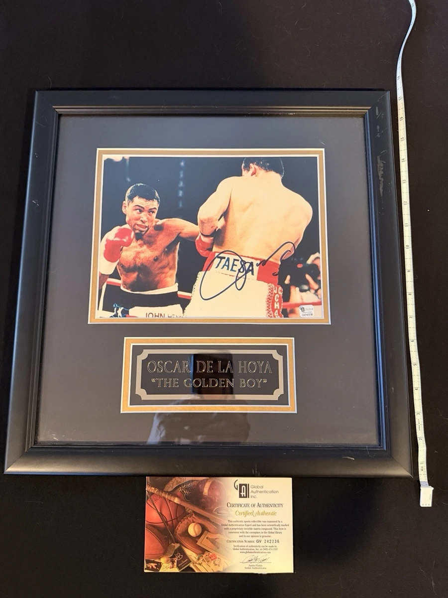 Oscar De La Hoya Boxing Autographed Photos for sale | eBay