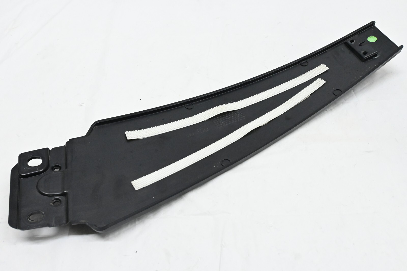 Maserati Ghibli 2014-2021 FRONT Pillar trim