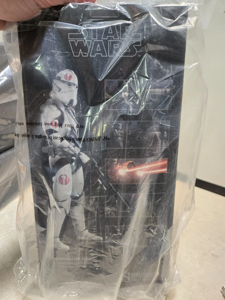 Figura Sideshow Commander NEYO 91st Recon Corps EXCLUSIVA Star Wars escala 1:6 Foto 4 de 4