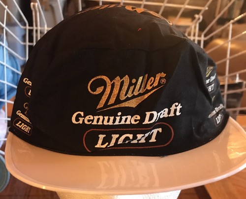Vintage MILLER GENUINE DRAFT LIGHT 