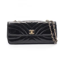 CHANEL COCO Mark Wave Stitch Chain Shoulder Bag Patent leather Black GHW Used