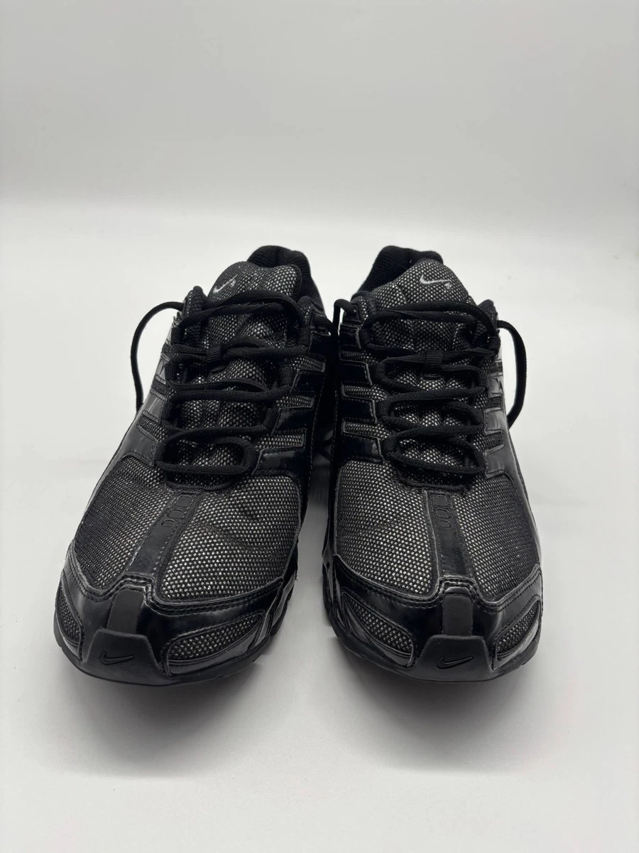 靴 Nike Shox Navina\