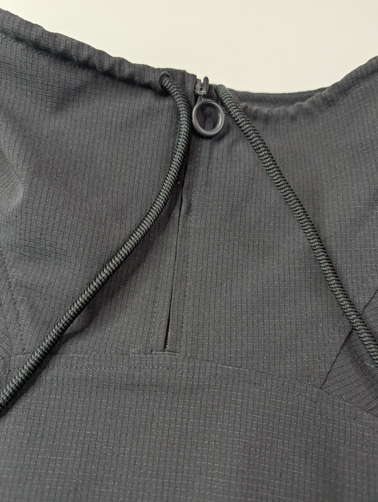 Lululemon Ventlight High Neck Pullover Black Size… - image 5