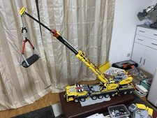 LEGO Technic Mobiler Kran Sondergrösse. 8 Achsen