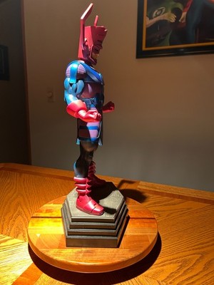 Galactus Bowen statue 19'' MIB 2367/2500