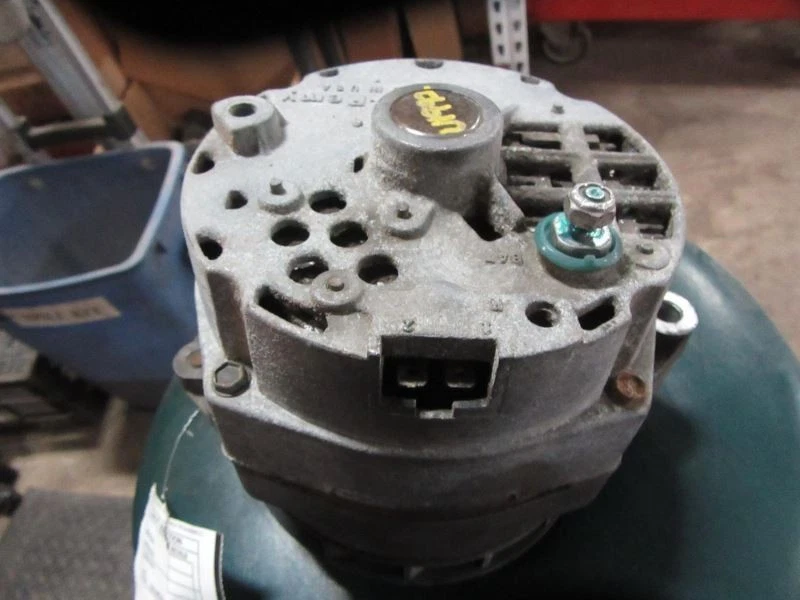 Alternador 56 amperios compatible con 83-90 CHEROKEE 175514 Foto 2 de 4