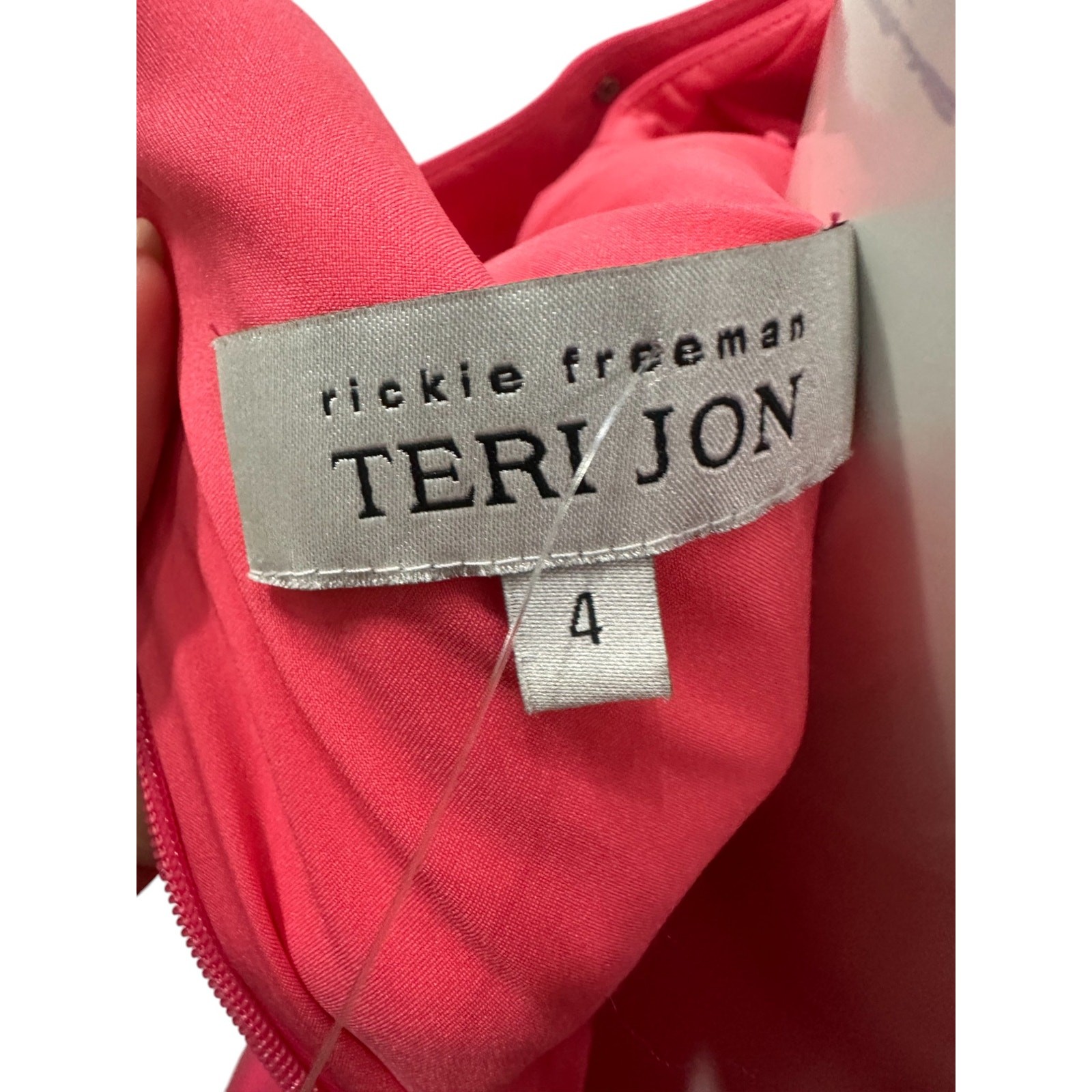 Teri Jon By Rickie Freeman Ruched V-neck Sleeveless Sheath Dess Pink Size 4