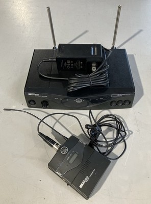 AKG WMS450 Presenter Set w/SR450 Receiver PT450 Transmitter & Lav Mic + Adapter