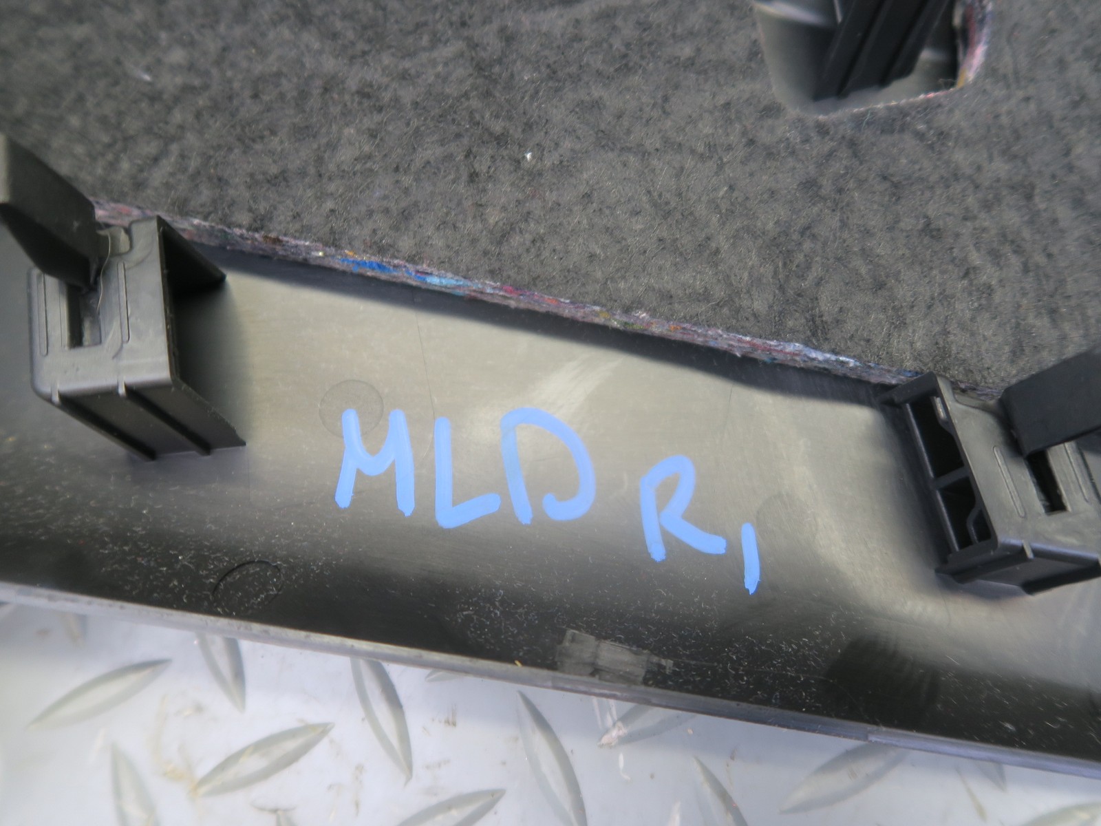2017-2020 MASERATI LEVANTE M161 INTERIOR B PILLAR LOWER TRIM PANEL SET OF 2