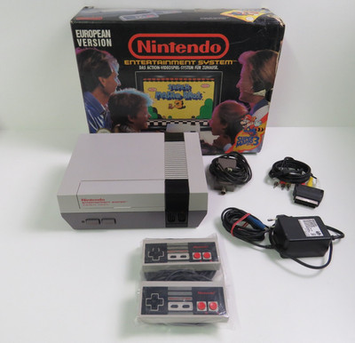 Nintendo Entertainment System NES Konsole - OVP + Controller + Zubehör + Inlay !