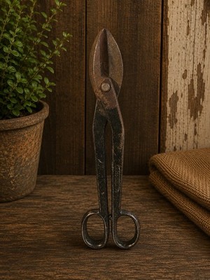 VINTAGE Heavy Duty Shears Tin Snips