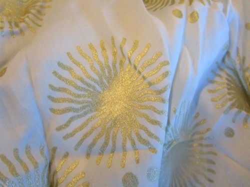 Pottery Barn Grayish green starburst crib fitted sheet photo shoot sample - Picture 2 of 3