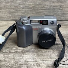 Olympus Camedia C-4000 Zoom Silver 1.8" Display 3x Optical Zoom Digital Camera