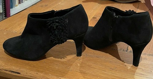 Alex Marie Size 7 Boots Black Suede Leather Ankle Bootie Shoes Womens - Picture 6 of 8