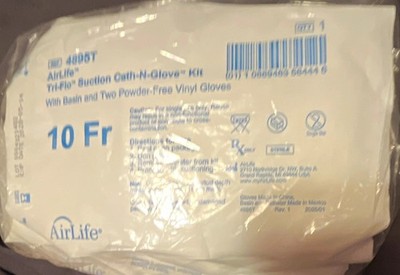 AirLife Tri-Flo Suction Cath-N-Glove Kit 10 Fr w/ Basin, Vinyl Gloves 40807