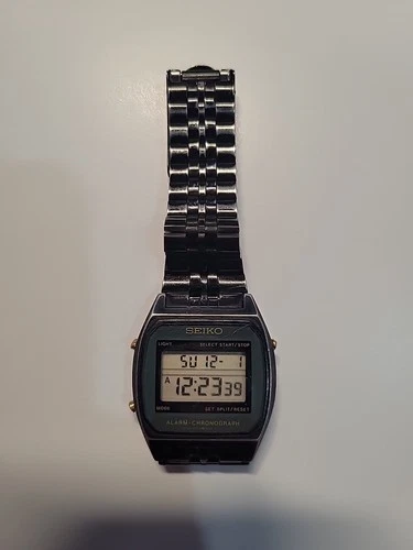 Men’s Vintage Seiko Alarm Chronograph Rare Black Case A904-5019 Digital Watch