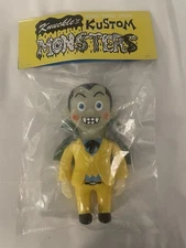 Headlock Studio Mr. Blood Sofubi Knuckle DCON 2025 Designercon Glow Rare In Hand