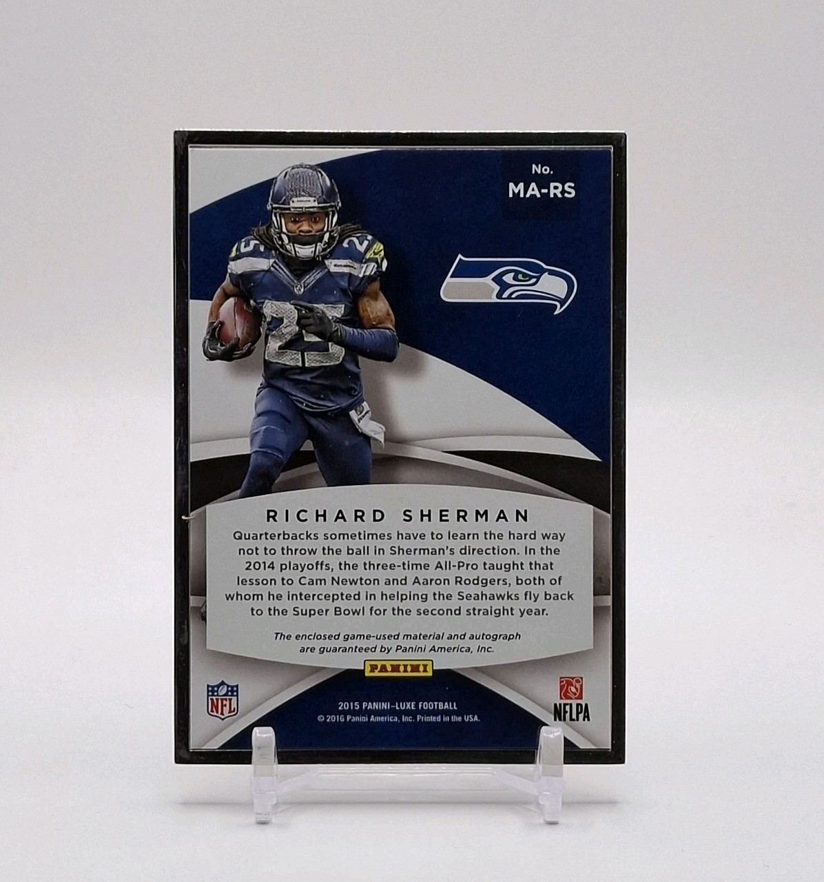 #/10 Richard Sherman On Card Auto 2015 Panini Luxe Silver Framed Game Used Patch view 2