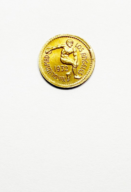 1932 L.A. Olympics "1/2 California Gold" Token - Discus Thrower